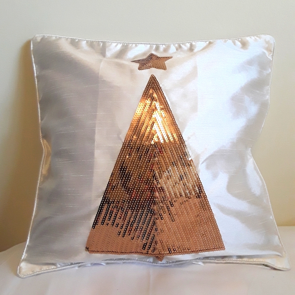 IVORY SPARKLE TREE CUSHION COVER